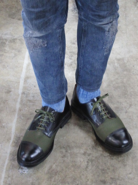 注目の1足★ SANDERS ・・・ Military CAP TOE SHOES!★!_d0152280_1061555.jpg