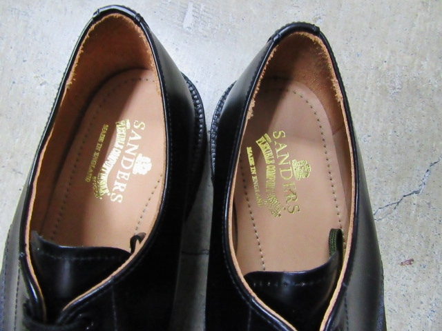 注目の1足★ SANDERS ・・・ Military CAP TOE SHOES!★!_d0152280_9582436.jpg