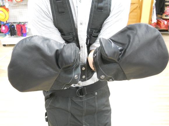 GO OUT掲載のand wander焚火シリーズ_d0198793_12483226.jpg