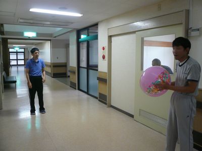 8/28 ボール遊び_a0154110_14384420.jpg