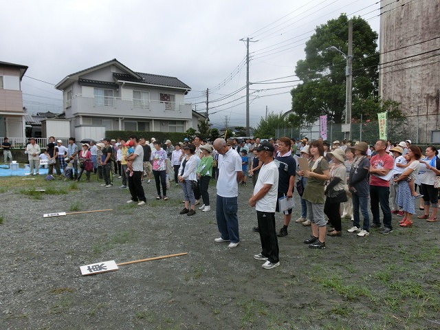 黄色いバンダナ掲示率はこれまで最高の85.9% 駿河台3丁目の28年度夏季防災訓練_f0141310_6593139.jpg