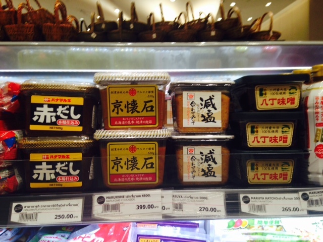 c0327061_06500422.jpeg