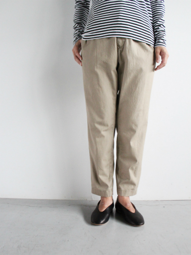 Honor gathering　cotton high count serge used finish Trousers_b0139281_13234492.jpg