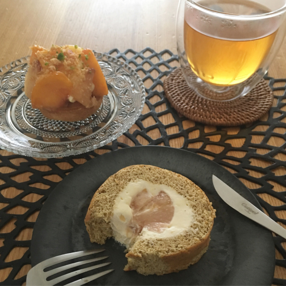オフ日ですが、桃まつり継続中。_b0065587_16081954.jpg