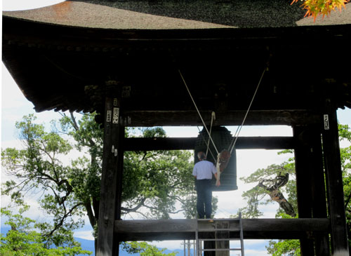 八方尾根変じて善光寺_e0048413_18122257.jpg