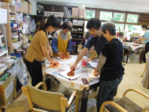 造形 ~ 土粘土の土偶作り ~_e0222340_17095.jpg