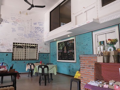 e0322871_00104452.jpg