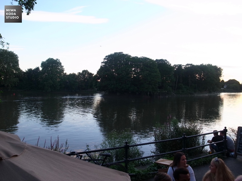 August 31, 2016 テムズ川 River Thames _a0307186_74547.jpg