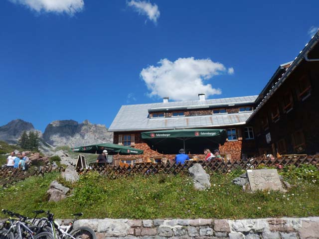 e0088895_88964.jpg