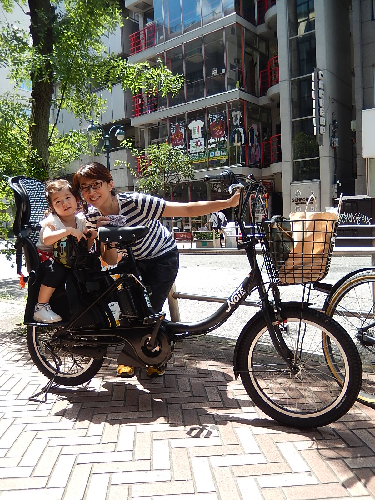 8月31日　渋谷　原宿　の自転車屋　FLAME bike前です_e0188759_1715578.jpg