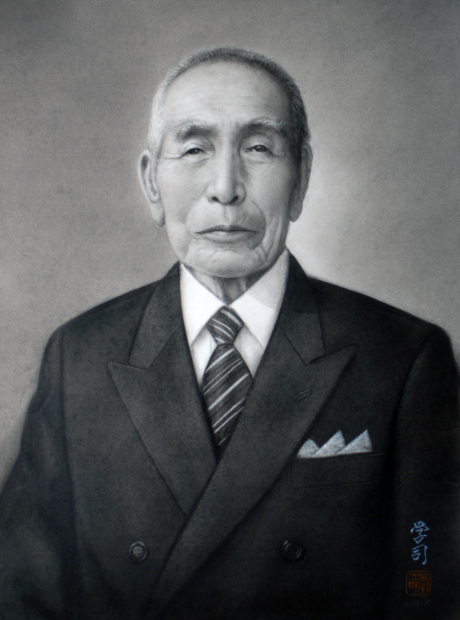 コンテ肖像画なら「肖像画の益子」へ_b0174462_21372760.jpg