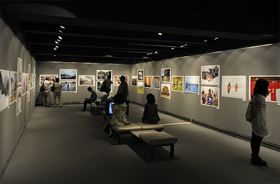 新宿コニカミノルタプラザ、来年１月の閉廊を発表_f0143469_1514441.jpg
