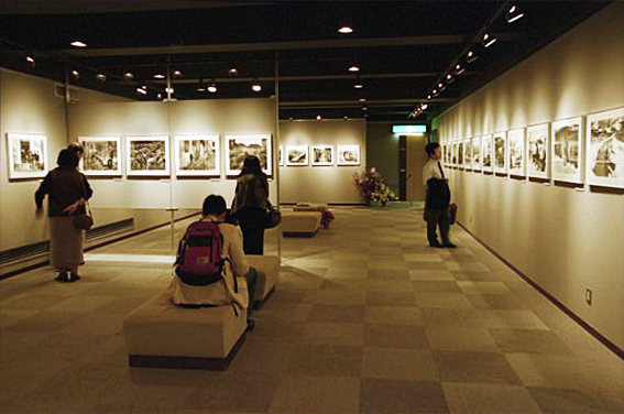 新宿コニカミノルタプラザ、来年１月の閉廊を発表_f0143469_15152148.jpg