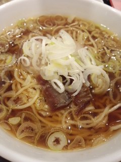 内幸町　小洞天のハーフ叉焼麺セット_f0112873_0263278.jpg