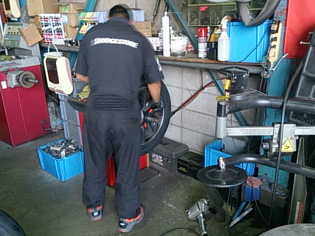★新しく入荷したお車達をご紹介ですッ( *´艸`)★(白石店)_c0161601_16513372.jpg