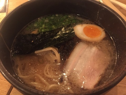 ラーメン放浪記 17_e0115904_16211513.jpg