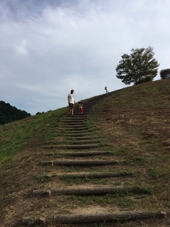 昨日の休日は、、、_f0191324_09193594.jpg