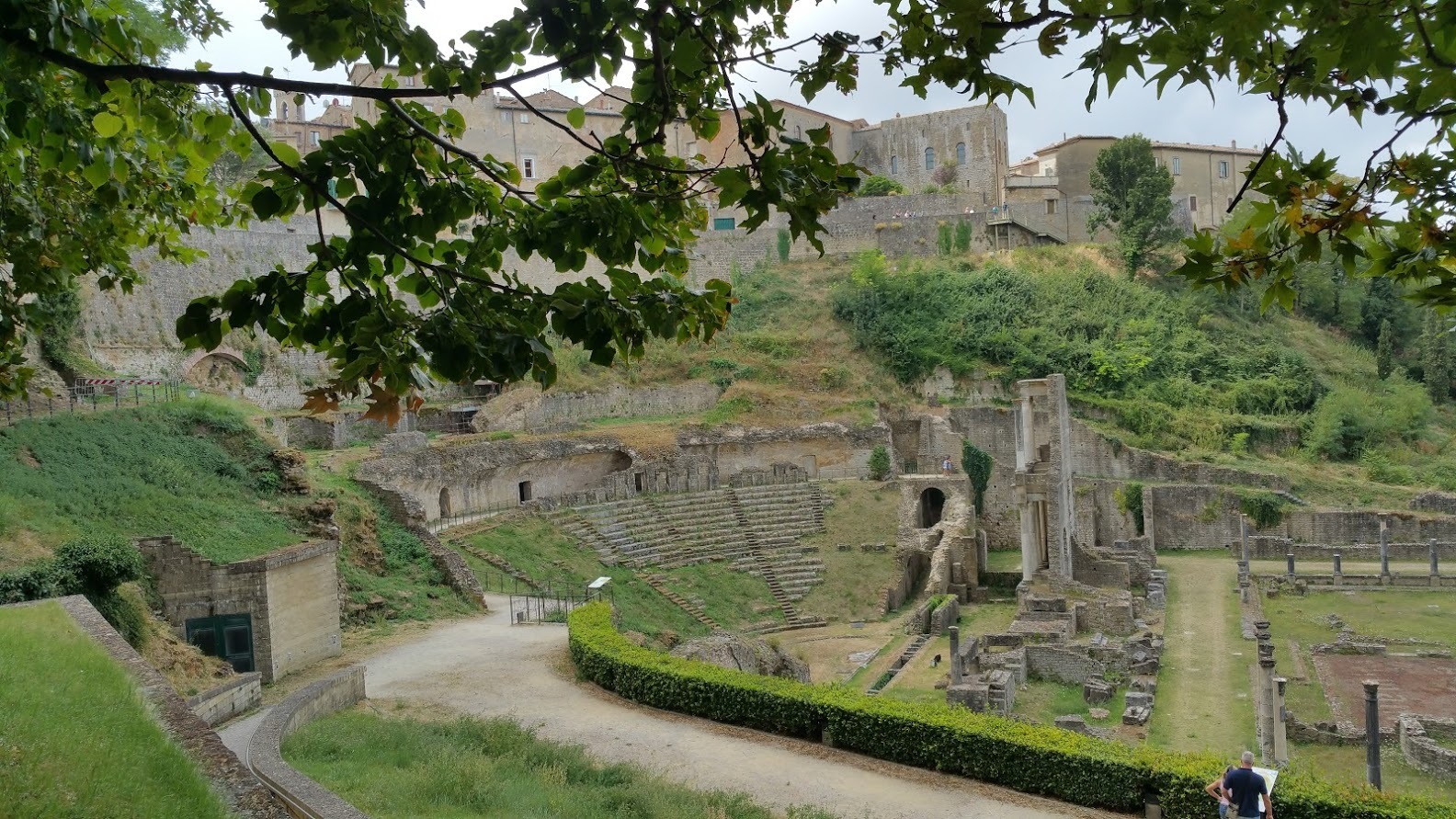 ヴォルテッラ イタリアの歴史が凝縮してます Via Bella Italia ベッライタリア通りから ヴォルテッラ イタリアの歴史が凝縮してます Via Bella Italia ベッライタリア通りから