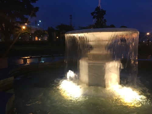 b0330040_22124908.jpeg