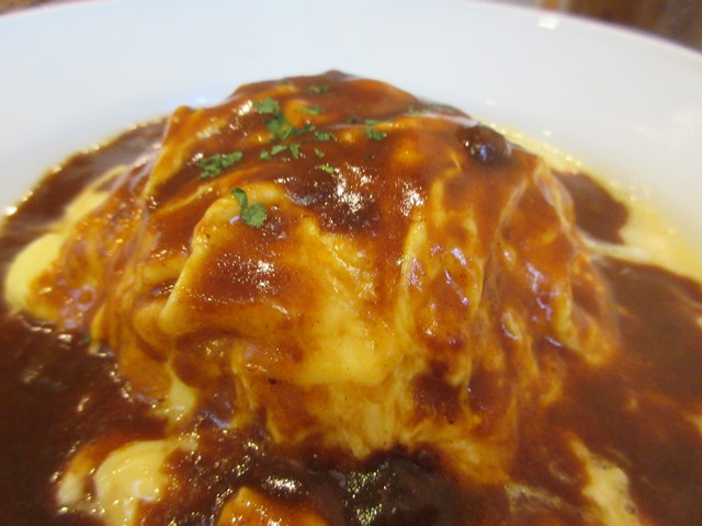 【カフェ ビスキュイ again】_b0009849_1003723.jpg