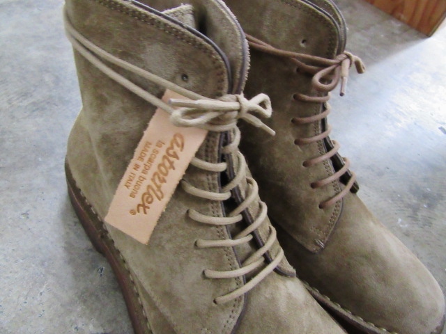 astorflex (MADE IN ITALY) ・・・ 8HOLE DESERT BOOTS!★!_d0152280_1042927.jpg