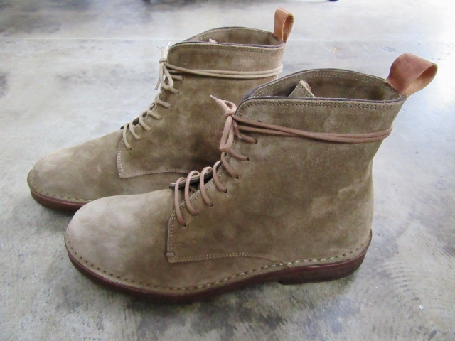astorflex (MADE IN ITALY) ・・・ 8HOLE DESERT BOOTS!★!_d0152280_1045244.jpg
