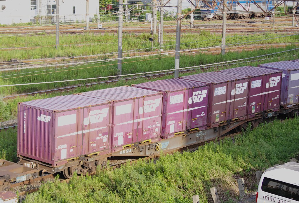 f0203926_2347988.jpg
