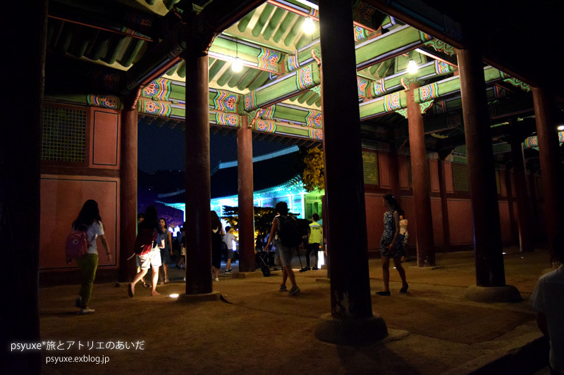 夜間開放期間のライトアップされた景福宮へ行く 2016_e0131432_15250887.jpg