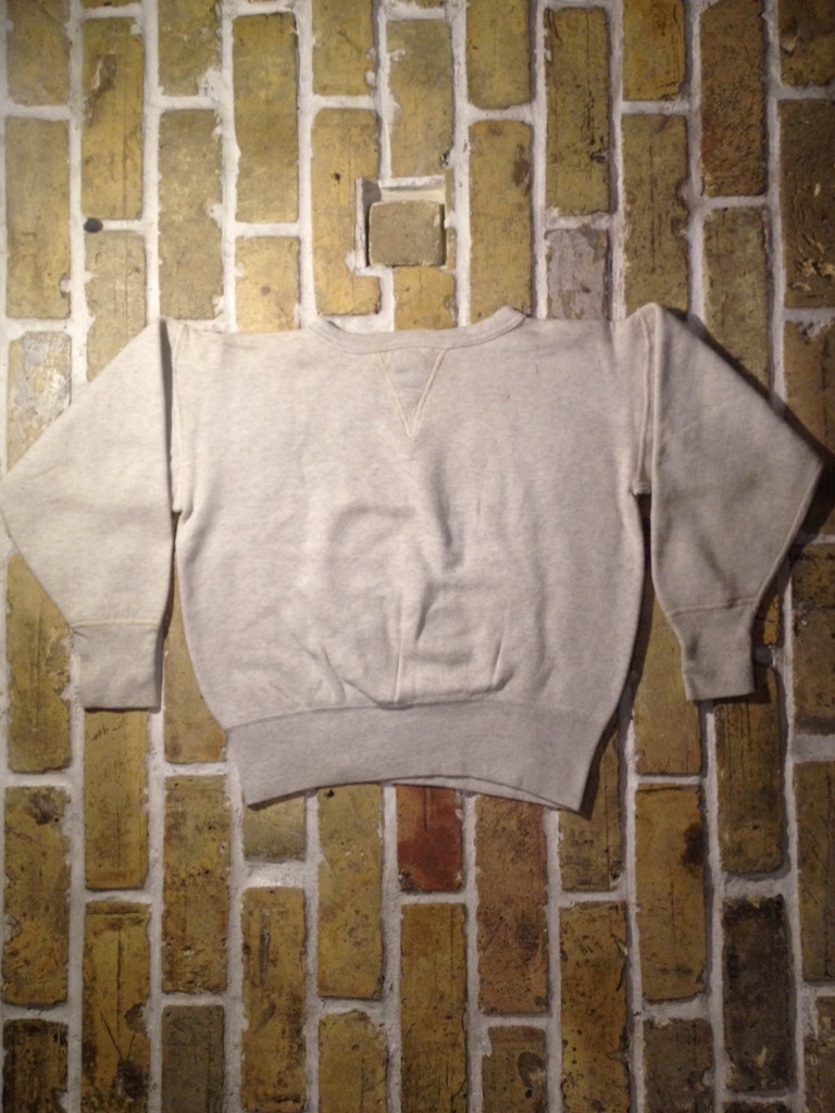 神戸店9/7(水)秋冬ヴィンテージ入荷!#4 60\'s AKOM ShawlCollar Sweat,50\'s Front\"V\" Sweat!!!_c0078587_1733429.jpg