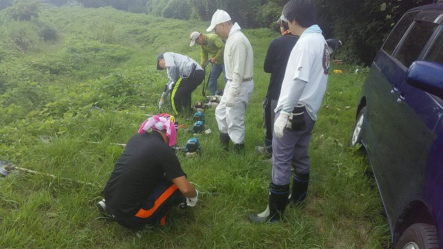 90人のボランティアと70台以上の草刈り機の力を実感! ヒガンバナウォークに向けた滝川の土手普請_f0141310_648152.jpg