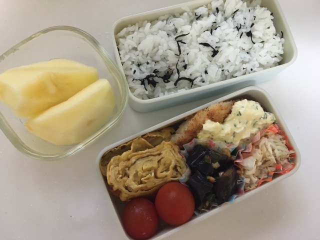 鱈のフライ弁当_b0075817_15123790.jpg