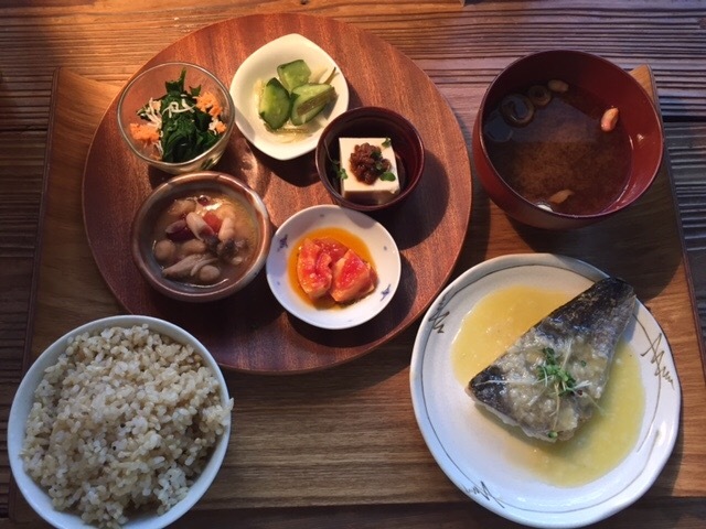 古民家カフェ 月灯りの屋根 第2章 ブラボーhiroの食べ歩きロード 美味しいお店を求めて 古民家カフェ 月灯りの屋根 第2章 ブラボーhiroの食べ歩きロード 美味しいお店を求めて