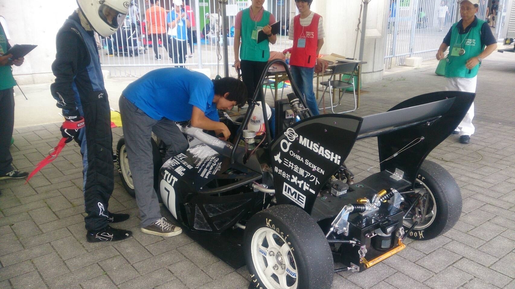 車検結果とドライバー脱出試験_c0139127_14020682.jpg