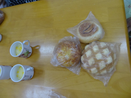 f0215432_1282586.jpg