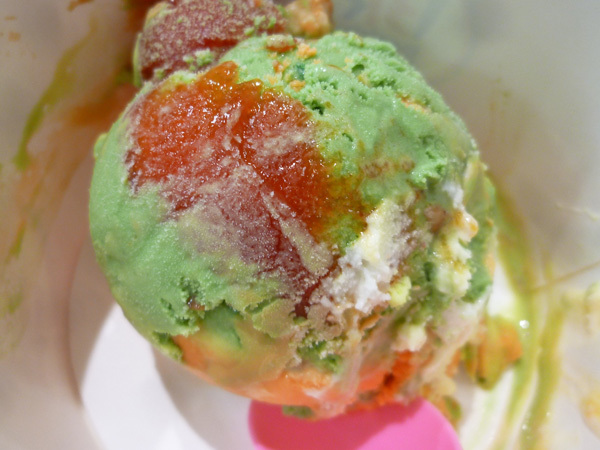 サーティワンアイスクリーム 池袋店_c0152767_21565127.jpg