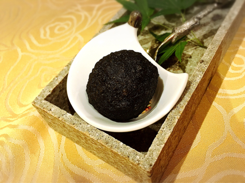 トゥ・ラ・ジョア_e0292546_03045136.jpg