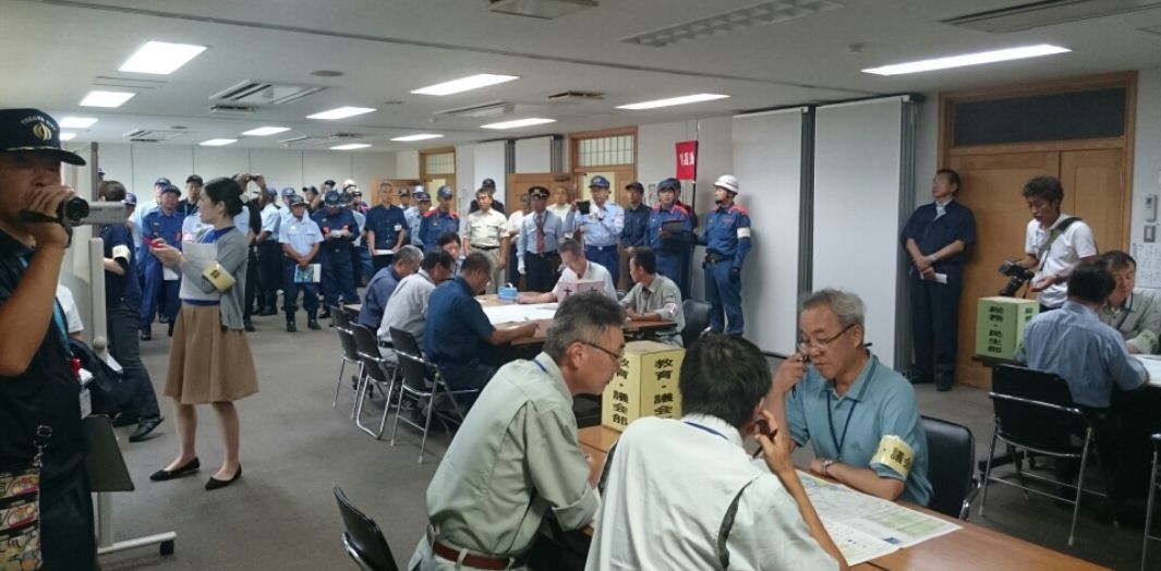 防災訓練_f0081443_9314379.jpg