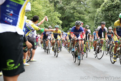 金栄堂サポート:日体大・小林泰正選手 全日本大学対抗選手権自転車競技大会ご報告&インプレッション!_c0003493_08365749.jpg