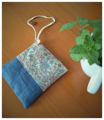 ハーブサシェの作り方 Suichion ハーブサシェの作り方 Suichion