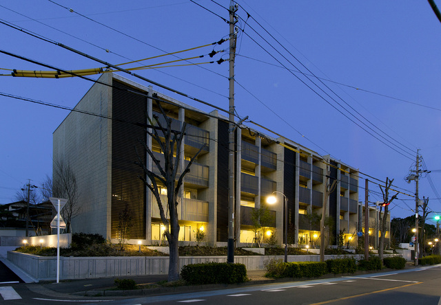 ガーデンハウス大谷町Ⅰ/集合住宅/賃貸マンション/RC造４階建(三重県津市2013)_a0125470_11355665.jpg