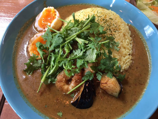 金沢 古府 アイリーカレーハウス Irie Curry House エビとナスのこぶみかんカレー ふりむけばスカタン 金沢 古府 アイリーカレーハウス Irie Curry House エビとナスのこぶみかんカレー ふりむけばスカタン
