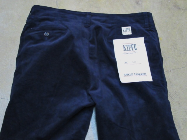 KIFFE USA ・・・ 細ウネCORDUROY TAPERED ANKLE PANTS!★!_d0152280_7263759.jpg