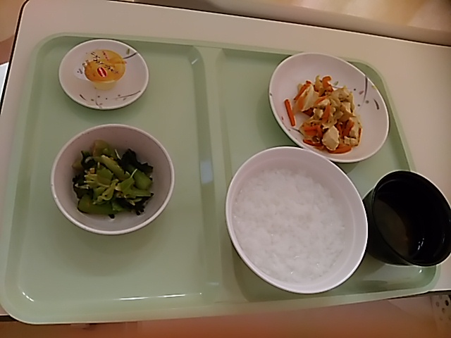 朝食です_f0019498_8305775.jpg