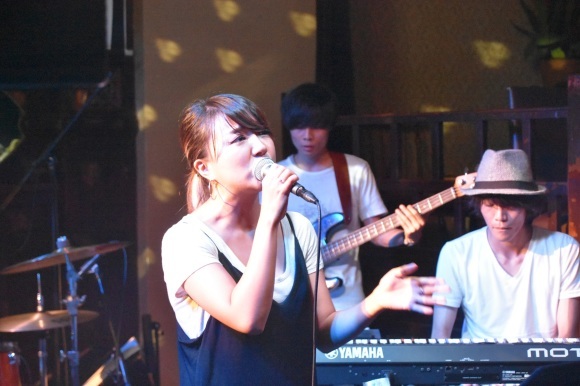 a0088007_00071036.jpg