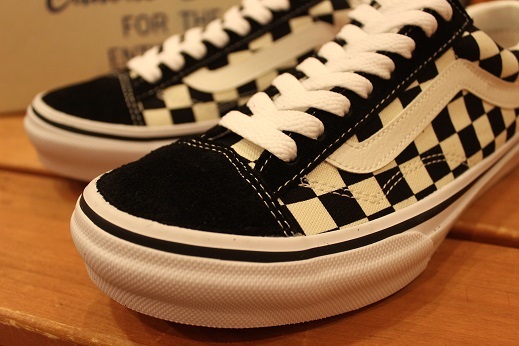 世界同時限定販売 \"VANS 50th ANNIVERSARY V360G OLD SKOOL\" ご紹介 _f0191324_08574196.jpg