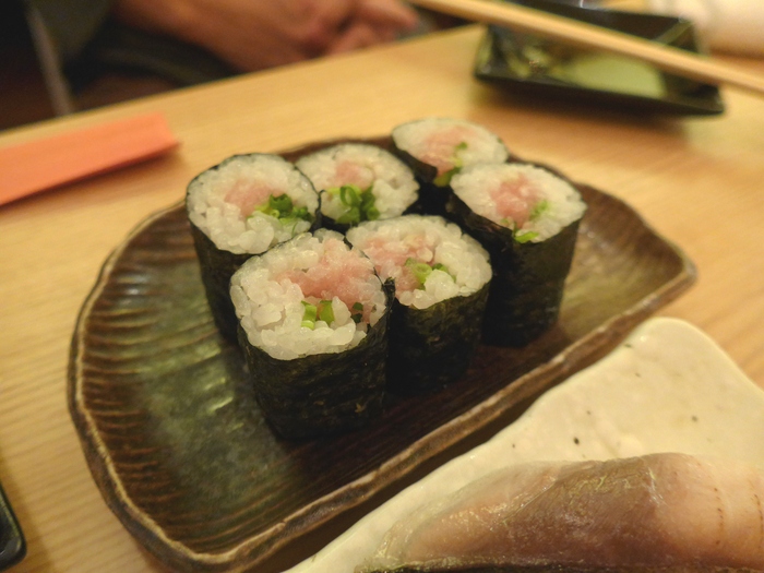 荻窪「すし〇 (すしまる)」へ行く。_f0232060_1724662.jpg