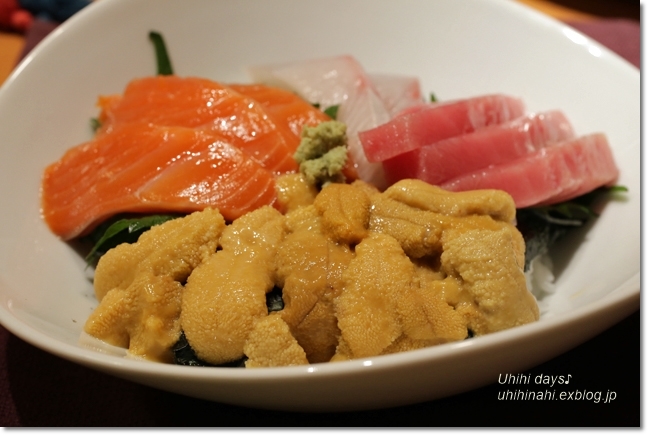うに海鮮丼_f0179404_16281761.jpg