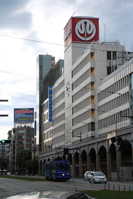 小池百合子知事の憂鬱@豊洲市場問題、問題の解決方法・・・・熊本大震災後の熊本城付近写真_d0181492_15360574.jpg