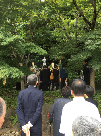 小石川伝通院 指塚 慰霊供養合祀祭と偲ぶ会_a0112393_18200001.jpg