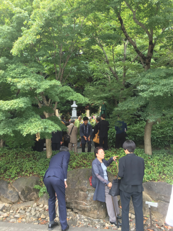 小石川伝通院 指塚 慰霊供養合祀祭と偲ぶ会_a0112393_18200193.jpg